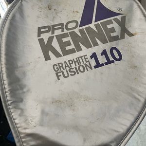 Pro kennex 110 
Tennis racquet